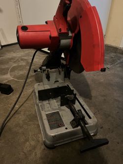 Milwaukee saw