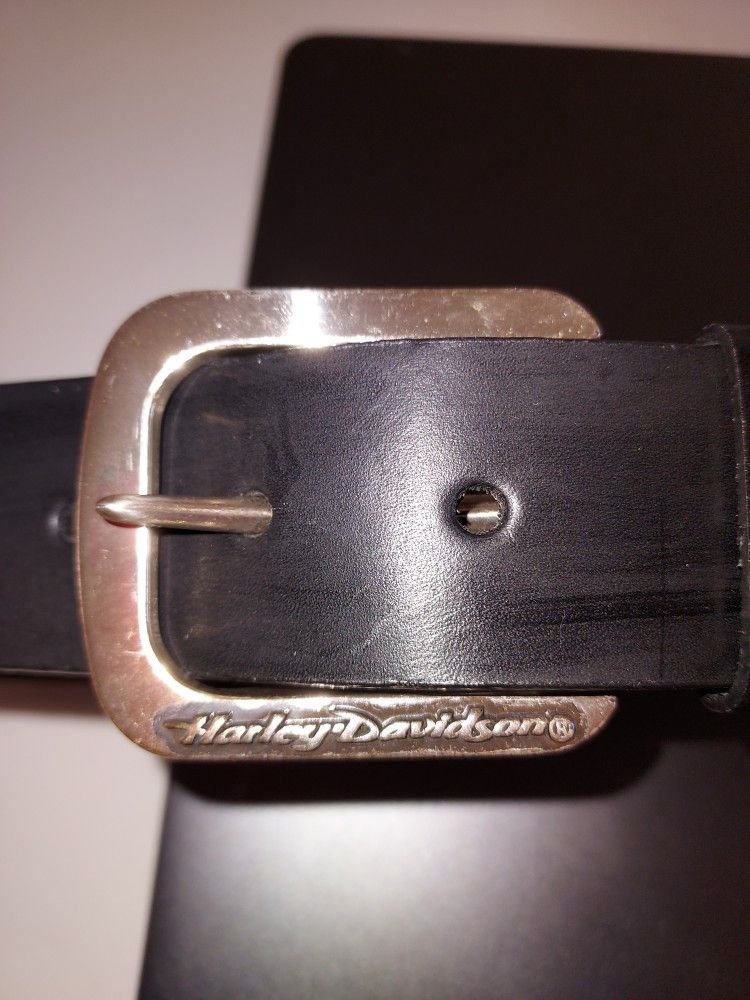 Ladies Harley Davidson Black Leather Belt And Buckle