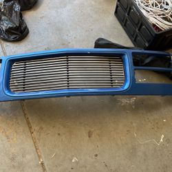 1998 GMC 2500 Grill 