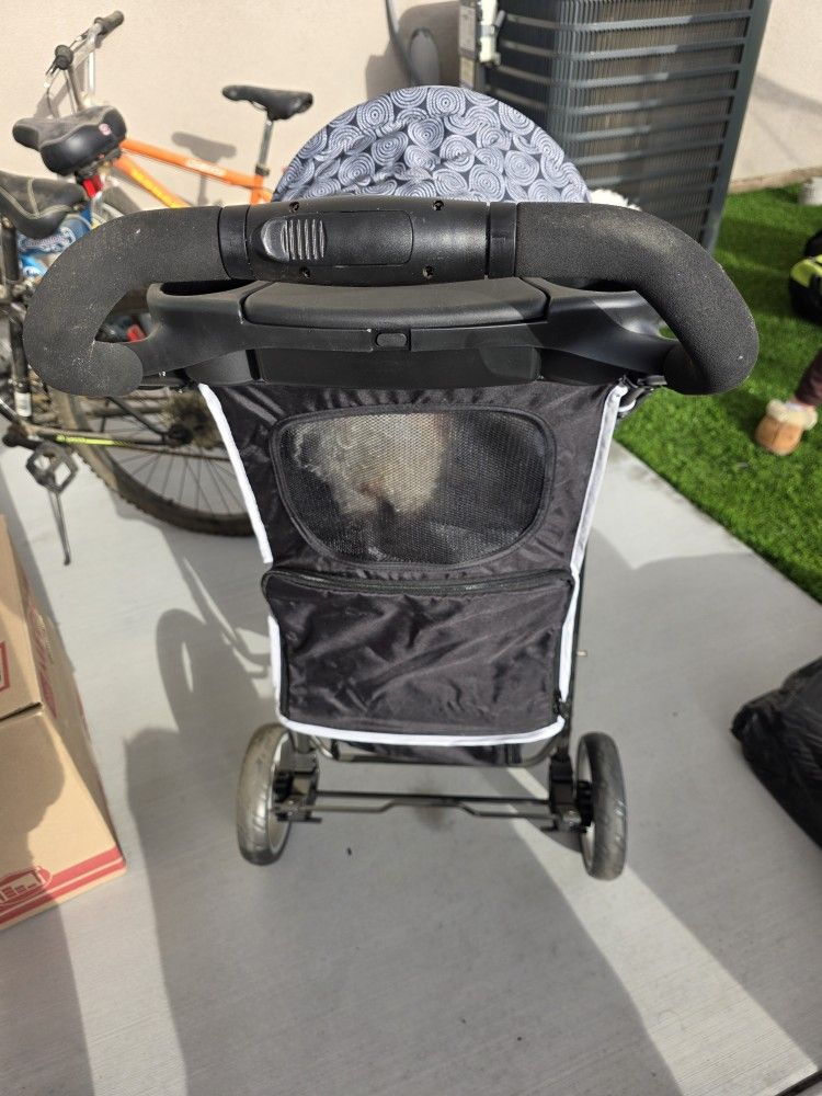 Dog Stroller Barely Used 