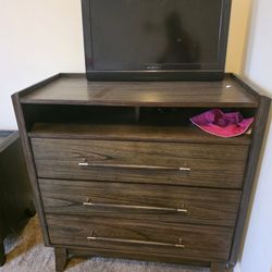 Dresser Set