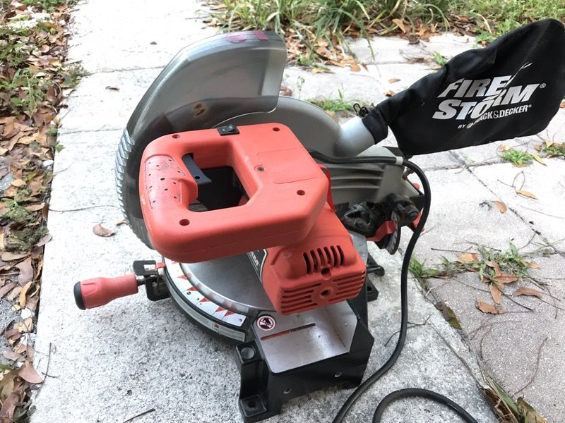 Black and decker on sale firestorm miter saw