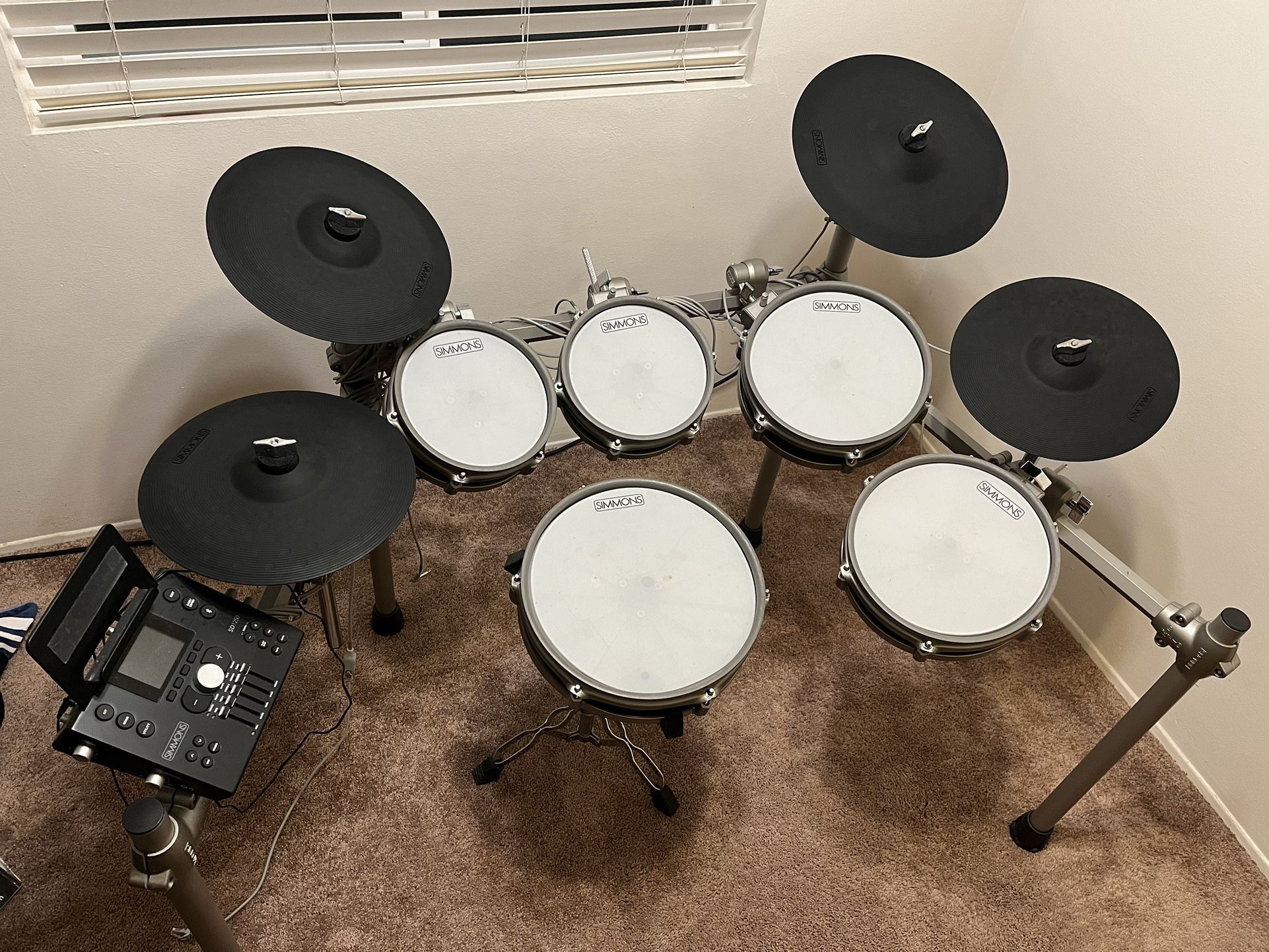 Simmons SD1250 Drum Set