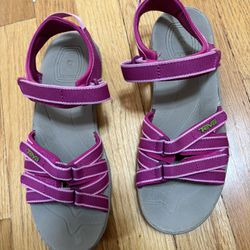 Teva Sandals Girls 4.5