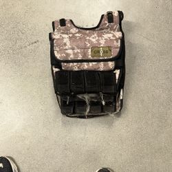 150 lb Military Weight Vest w/ Plates – Camo