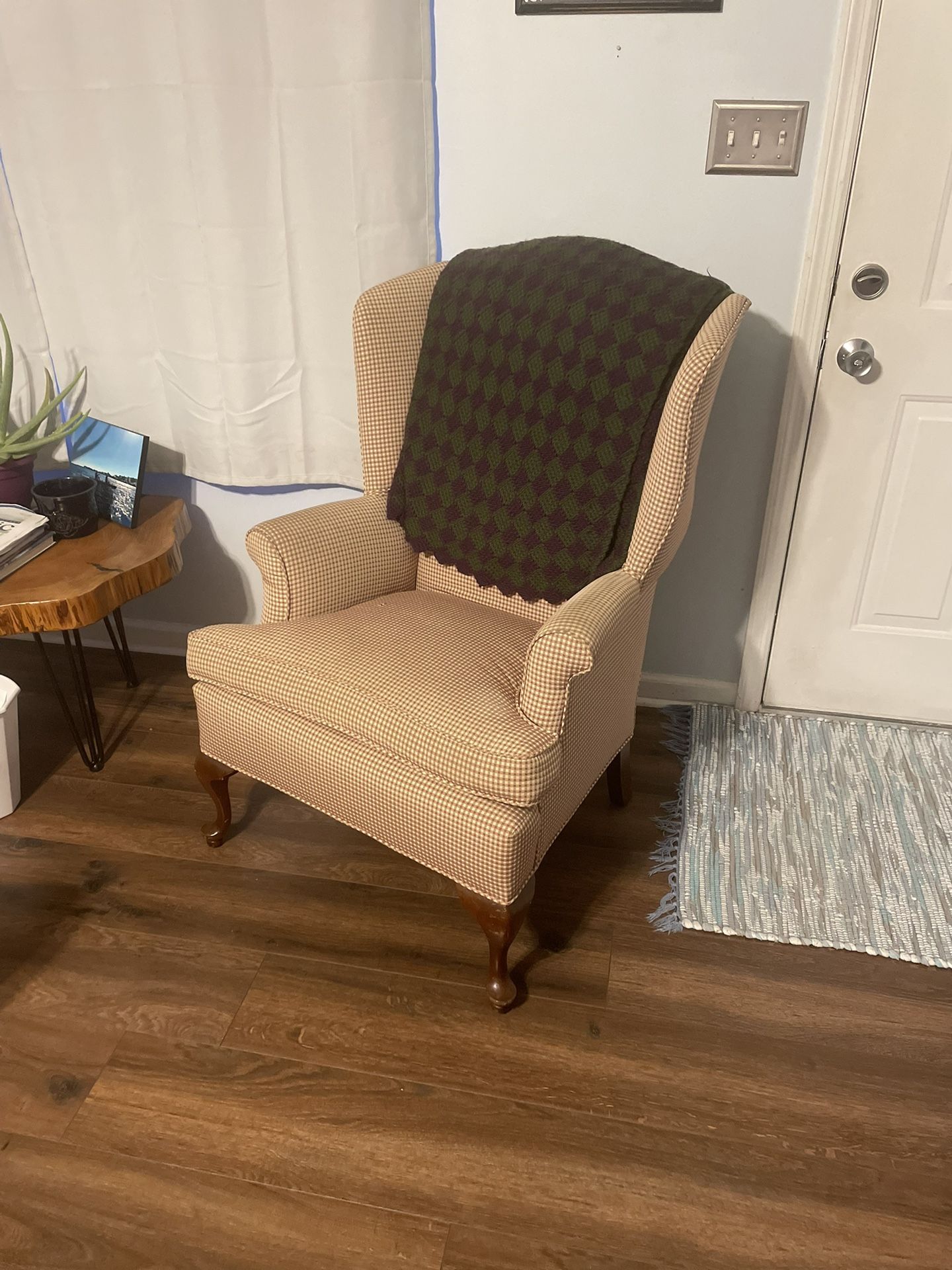 Living Room/Sitting Room Chair