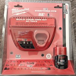Milwaukee M12 Battery + Charger CP2.0