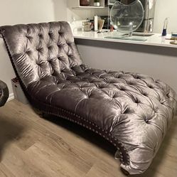 Duchess Chaise | Velvet Gray