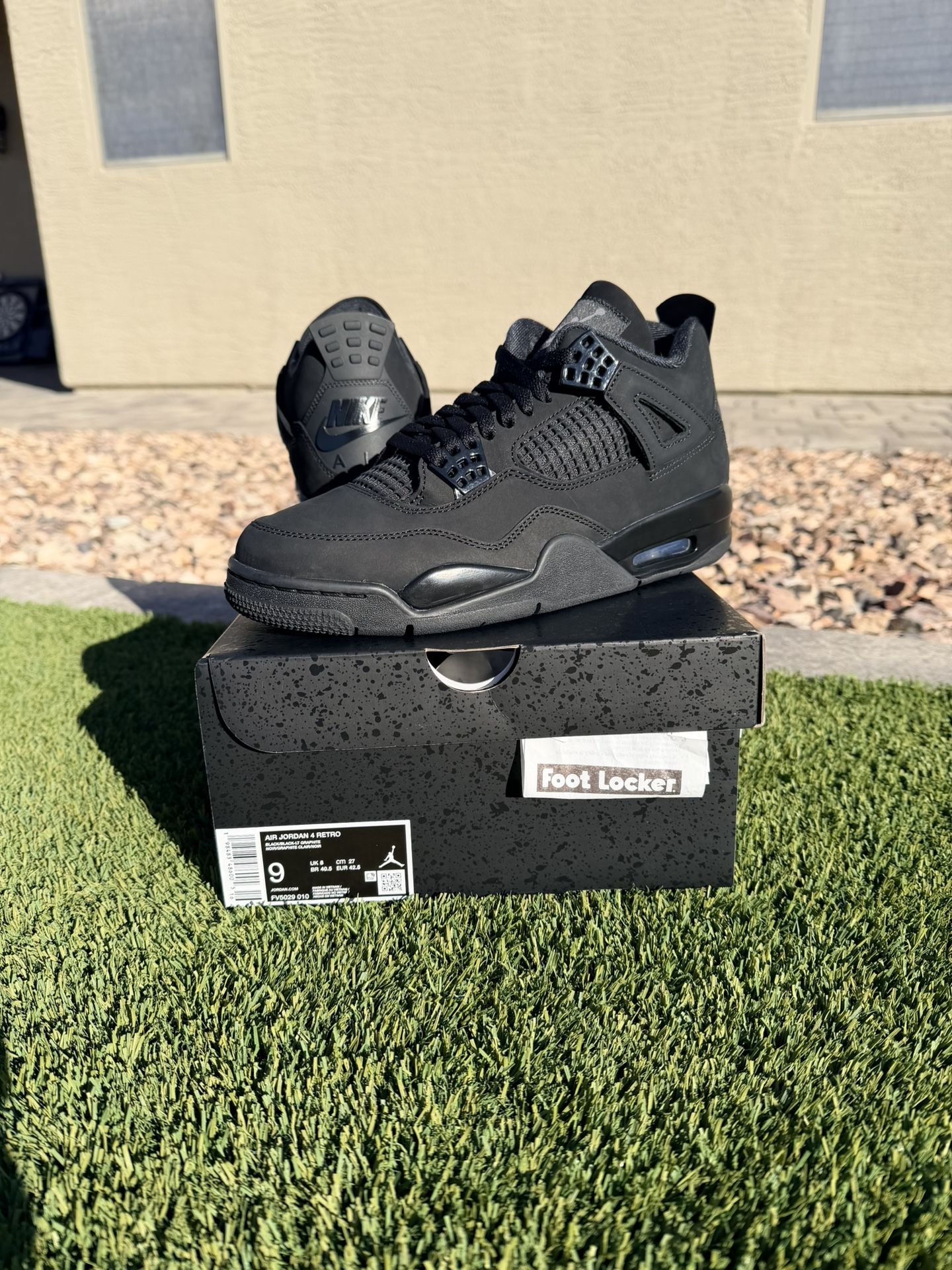 Nike Air Jordan 4 Retro Black Cat (2025) NEW/RECEIPT SIZE: 9  $330 FIRM ONLY!