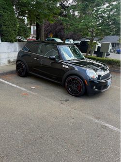 Black Mini Cooper 2010