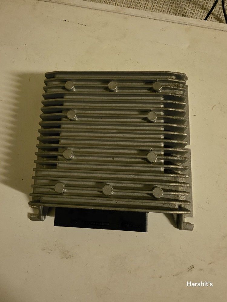 Mk6 Volkswagen Jetta Passat with Fender Panasonic Radio Amplifier Amp 5C(contact info removed)