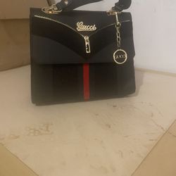 Purse 