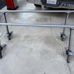 Thule xsporter truck racks with clamps keys and locks,fits 2007 to 2015 tacomas