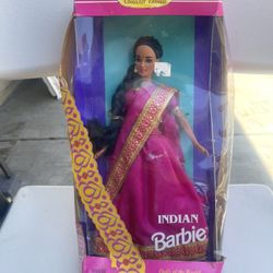 1995 INDIAN BARBIE COLLECTION BOX IS DAMAGED 