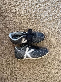 Cleats kids size 10