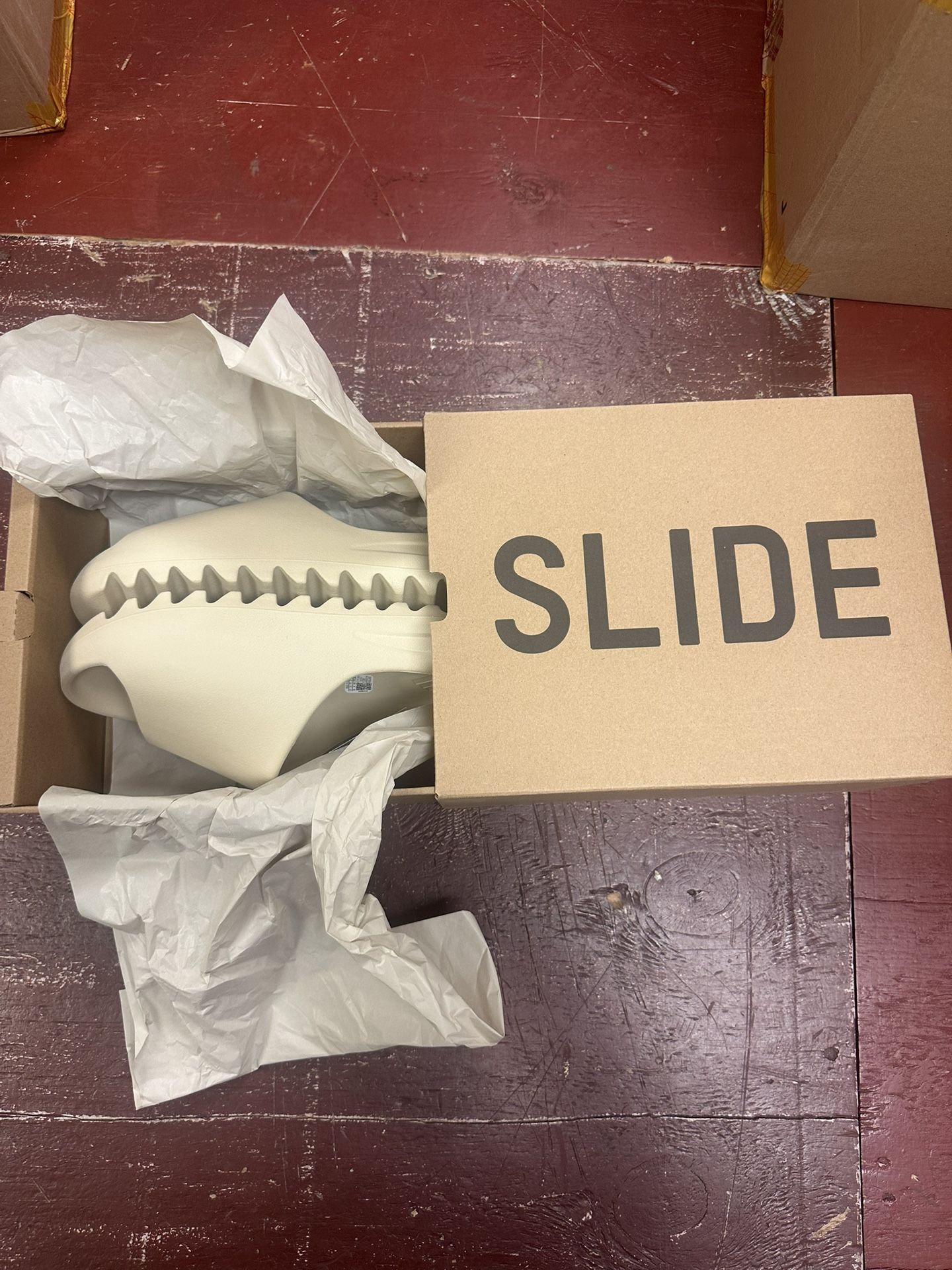 Adidas Yeezy Slide Bone (2022/2023) Size 9