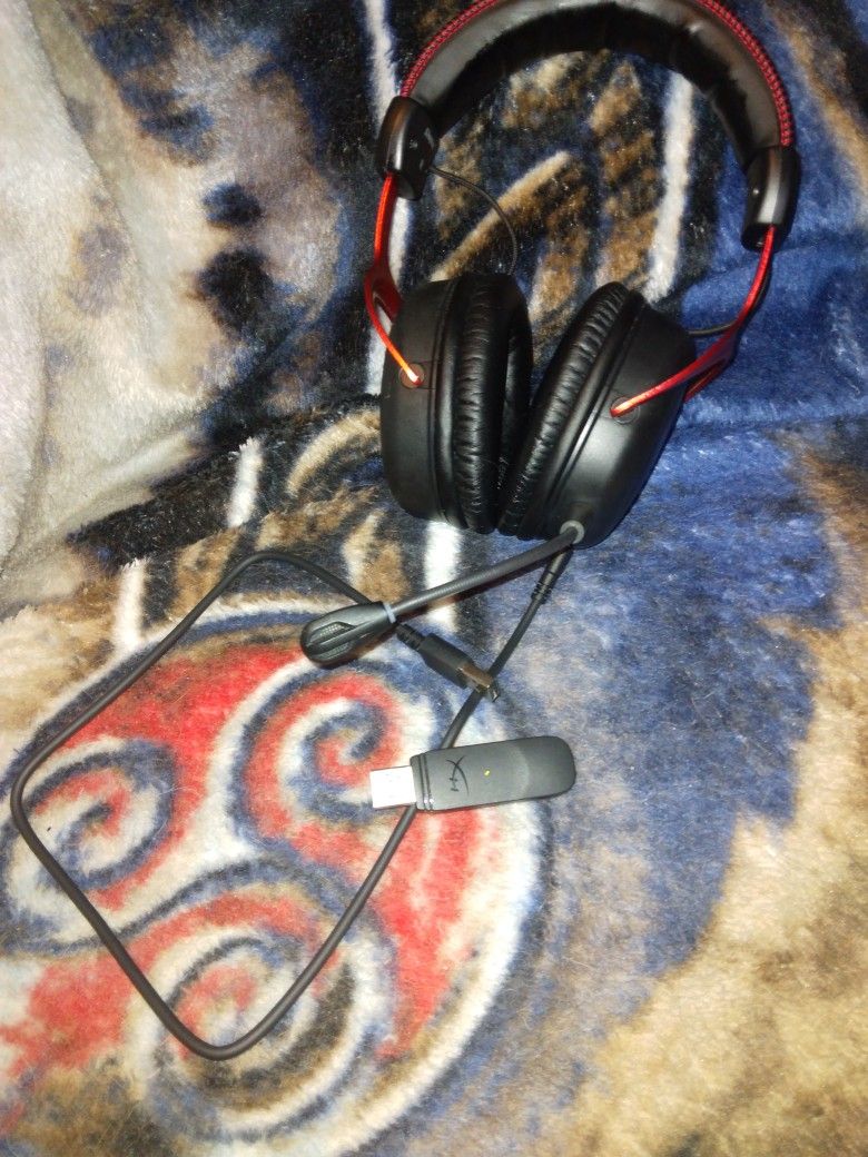 HyperX Cloud 2 Wireless Headset