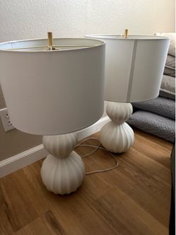 White lamp set