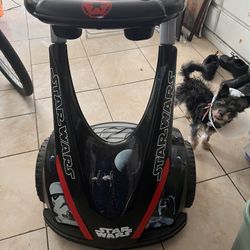 Star Wars Kids Ride-On Electric Toy w/ Charger – Works
