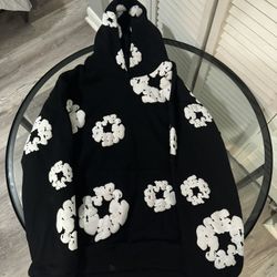 The Cotton Wreath Sweatshirt Black