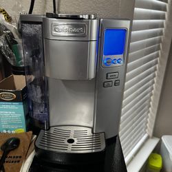 Cuisinart Coffee Maker (pods)