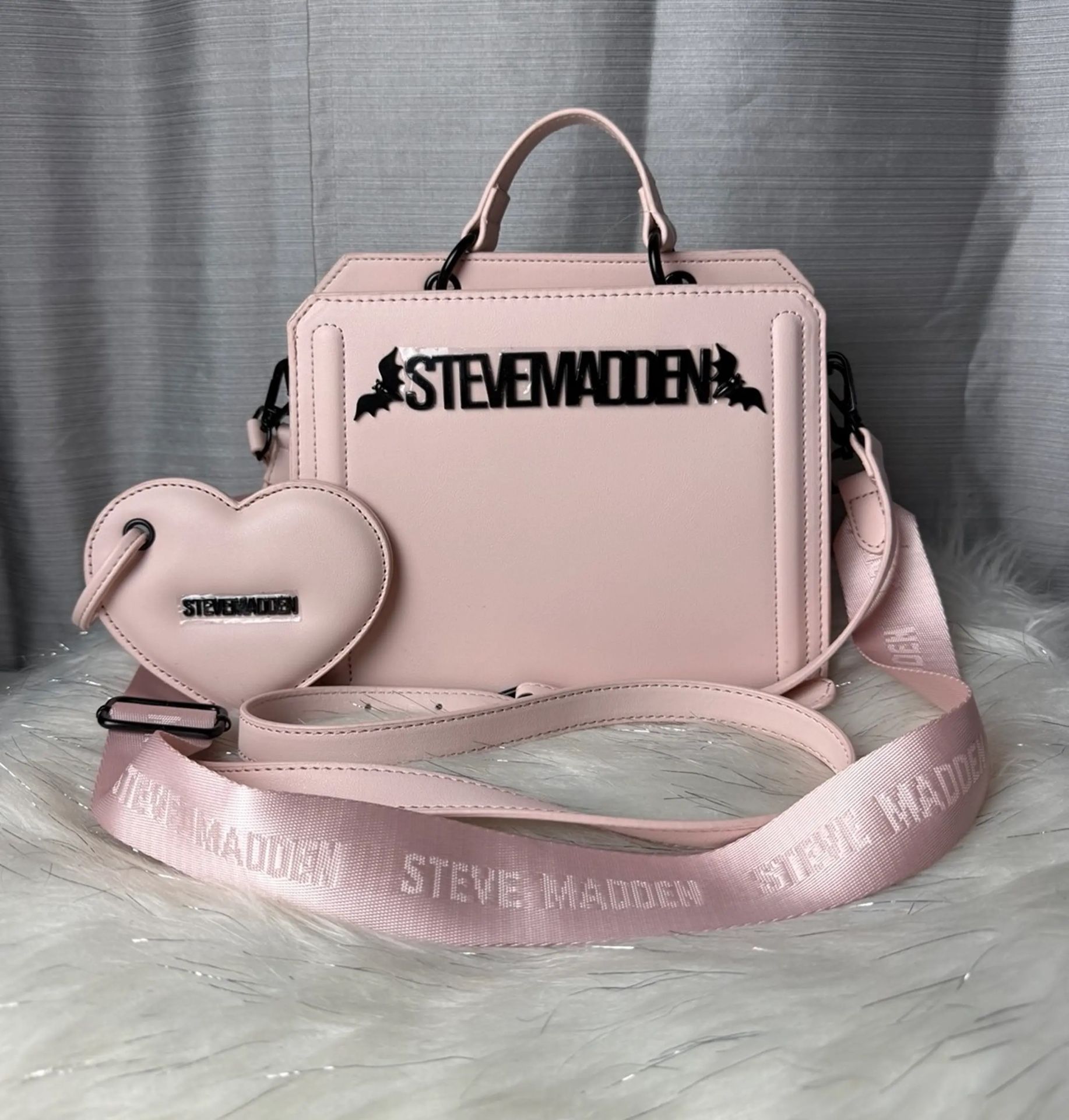 Steven Madden Crossbody W/ Coin Purse