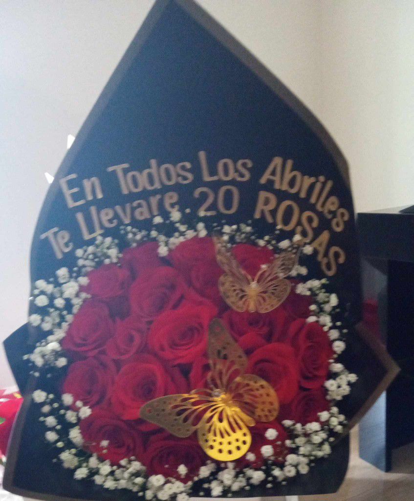 Ramos 20rosas De Abril Buchon Rosas