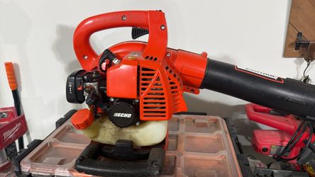 Echo handheld blower ( es 250)