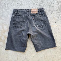 Vintage 90’s Distressed Levi's 550 Orange Tab Black Denim Cut Off Jorts Shorts Sz 31