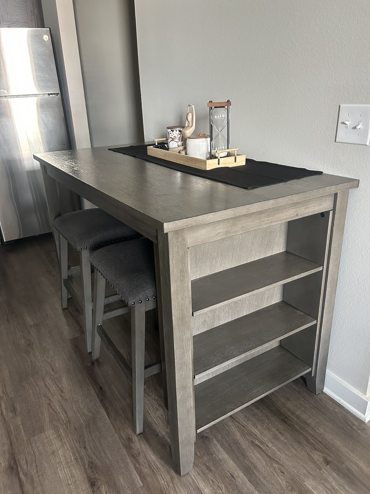 Kitchen Table 
