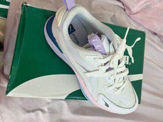 Women’s shoes