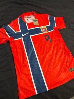 Norway 2026 home player version soccer jersey