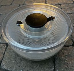 Large 5-quart OXO Good Grips Salad Spinner 4.0
