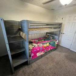 Bunk Bed/ Trundle Bed