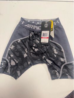 Under Armour Boys HeatGear Camo Sports Compression Shorts Youth XS NWT