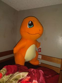 OBO 33 INCH CHARMANDER PLUSH (NEAR MINT)