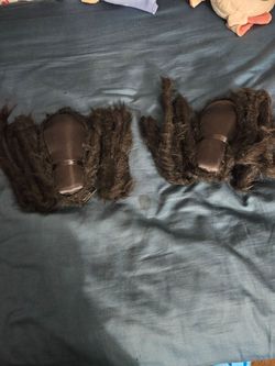 2 HALLOWEEN HAIRY SPIDERS