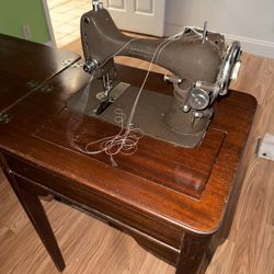 L Bamberger Vintage Sewing Machine