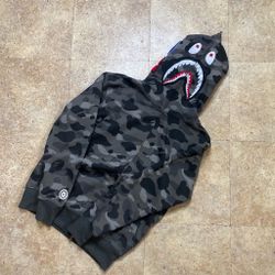 bape hoodie