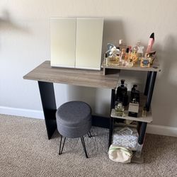 Vanity/versatile table