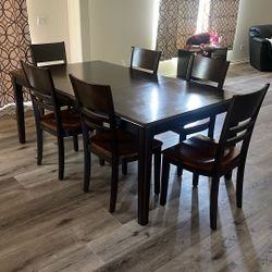 Dining Table Set
