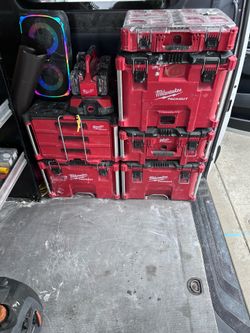 Milwuakee Packout
