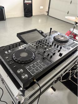 Pioneer XDJ-RX3 + Case for sale