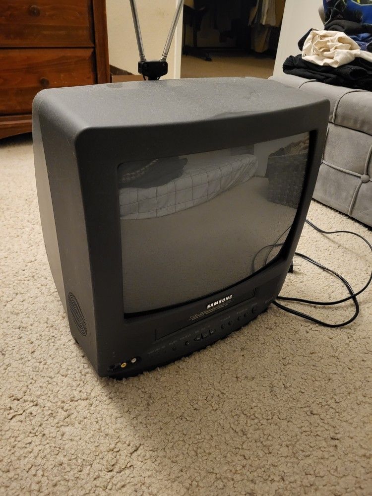 CRT TV - Samsung CXD1332