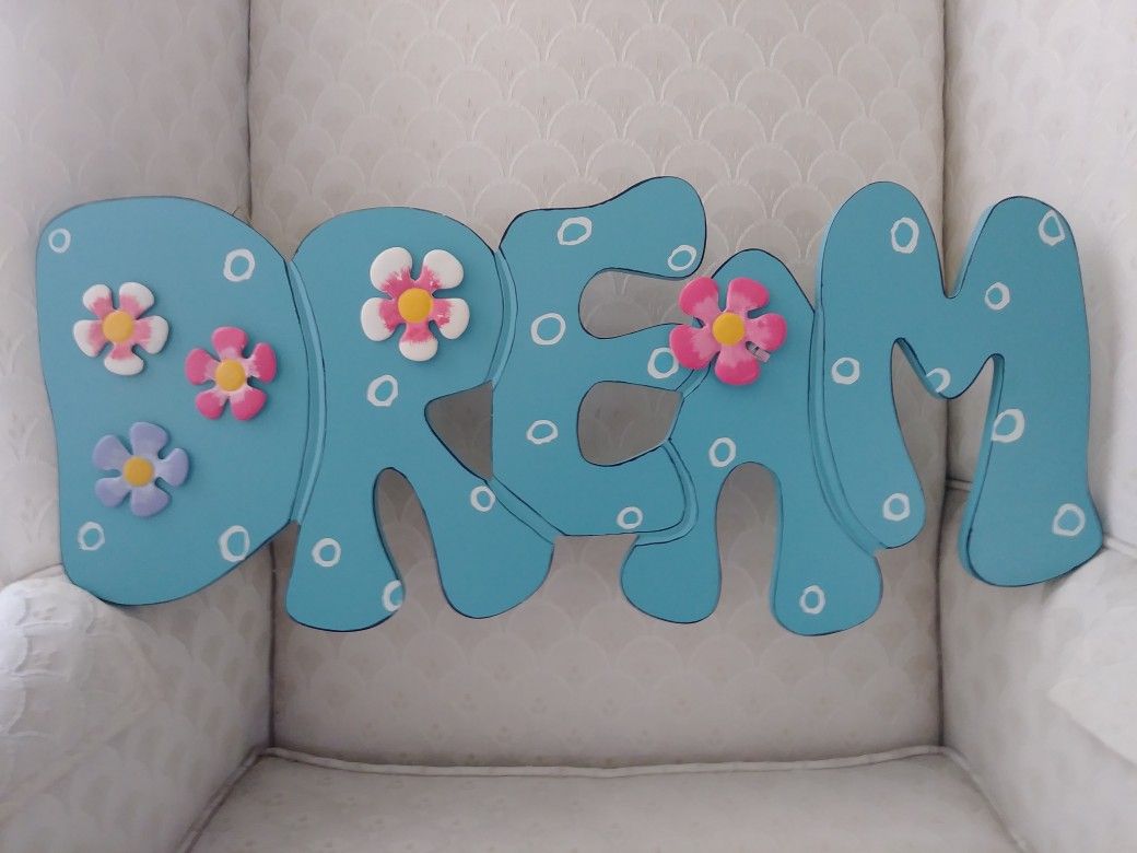 DREAM Wall Decorations Hanging