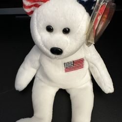 TY Beanie Babies - AMERICAN BEAR (ERROR White with Red and White Stripe on Right Ear) Plush