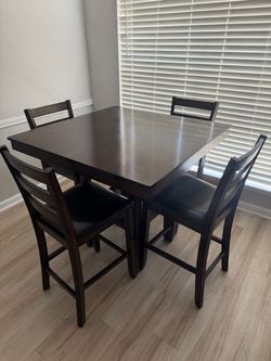 Dinning table