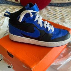Nike Youth shoes