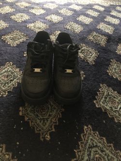 Black Air forces 9.5