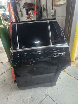 2019 Chevy Tahoe  Rear Door